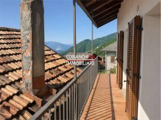 Terratetto unifamiliare 130 m², ottimo stato, Aurano — foto 2 di 26