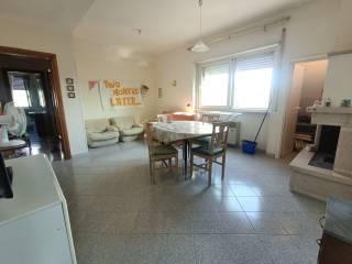 Stanza singola viale Pentri 32, Isernia