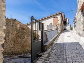 Terratetto plurifamiliare via Vincenzo Segni, Orvinio — foto 16 di 67