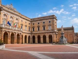 Trilocale corso Persiani 7, Centro, Recanati — foto 10 di 20
