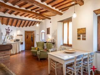 Trilocale via Generale Orsini, Centro, Pitigliano — foto 7 di 26