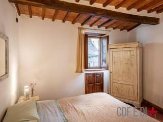 Trilocale via Generale Orsini, Centro, Pitigliano — foto 25 di 26