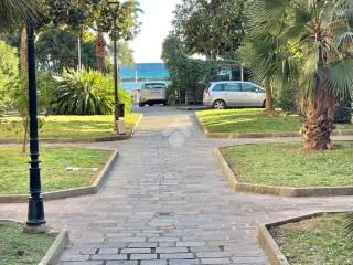 Monolocale via Aurelia 149, Centro, San Bartolomeo al Mare — foto 10 di 15