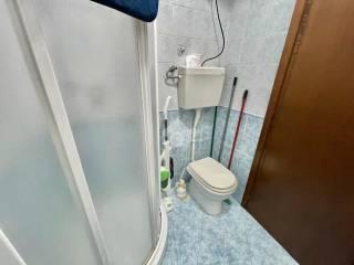 Monolocale via Aurelia 149, Centro, San Bartolomeo al Mare — foto 13 di 15