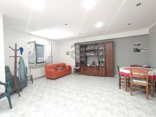 Villa a schiera via Milano 13, Amorosi — foto 4 di 44