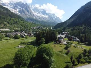 Quadrilocale Strada Larzey-Entrèves 16, Centro, Courmayeur — foto 25 di 28