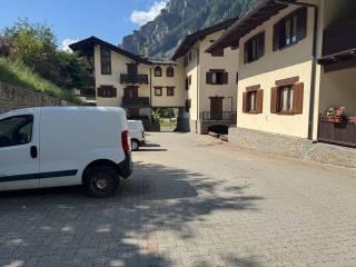 Quadrilocale Strada Larzey-Entrèves 16, Centro, Courmayeur — foto 6 di 28