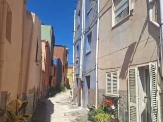 Terratetto unifamiliare via Serravalle, Centro, Bosa — foto 23 di 57
