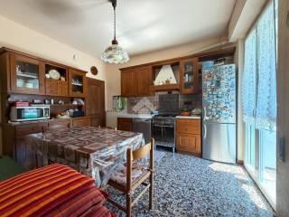 Appartamento via Antonio Gramsci 54, Centro, Sestri Levante — foto 6 di 34