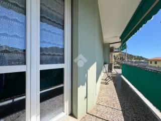 Appartamento via Antonio Gramsci 54, Centro, Sestri Levante — foto 2 di 34