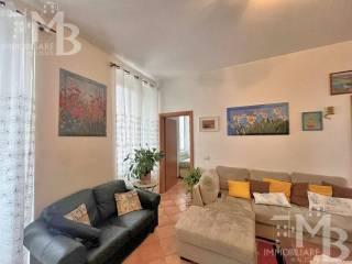 Quadrilocale via Vittorio Veneto 88, Centro, Uscio — foto 9 di 21