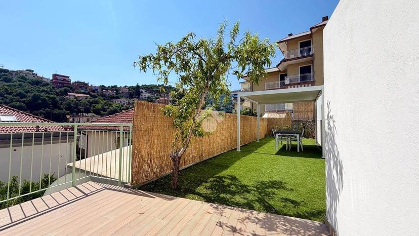 Loft via Degli Oleandri 14, Parco San Rocco, Tetti Rossi, Loreto, Alassio — foto 12 di 25