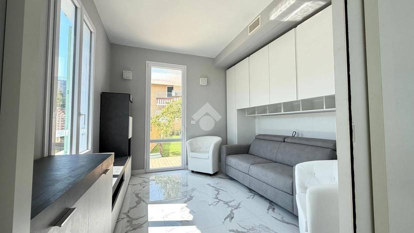 Loft via Degli Oleandri 14, Parco San Rocco, Tetti Rossi, Loreto, Alassio — foto 5 di 25