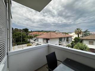 Trilocale via a costa, Porto San Giorgio — foto 4 di 31