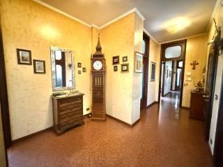 Stanza doppia via Vittorio Veneto, Presezzo — foto 5 di 15