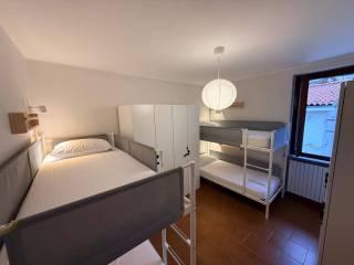 Più di tre posti letto in multipla via Francesco Baracca 7, Carugo — foto 4 di 5