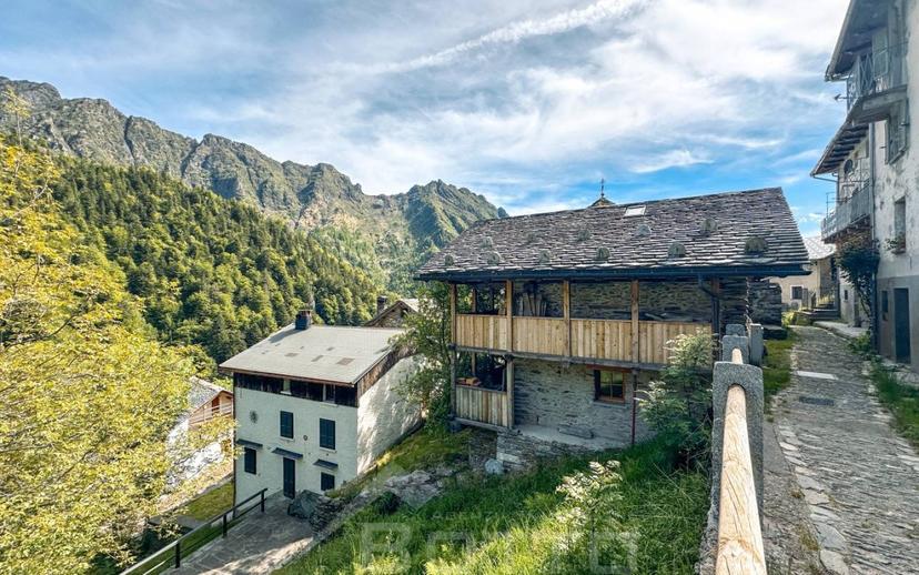 Mansarda frazione San Gottardo 2/3, Rimella — foto 12 di 13