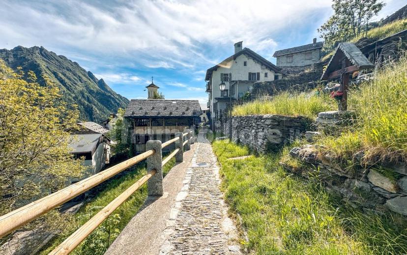 Mansarda frazione San Gottardo 2/3, Rimella — foto 8 di 13