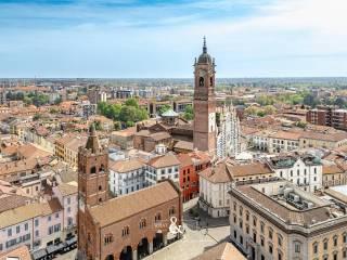 Trilocale vicolo Duomo 2, Centro Storico, Monza — foto 16 di 26
