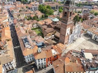 Trilocale vicolo Duomo 2, Centro Storico, Monza — foto 12 di 26