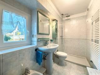 Villa unifamiliare via Antonio Pacinotti 10, Centro, Omegna — foto 28 di 33