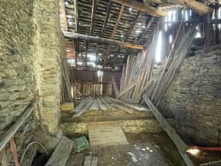 Rustico frazione Berzin, Torgnon — foto 3 di 13