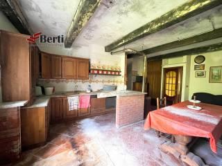 Appartamento via Costa 112, Centro, Viola — foto 47 di 100