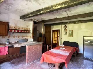 Appartamento via Costa 112, Centro, Viola — foto 6 di 100