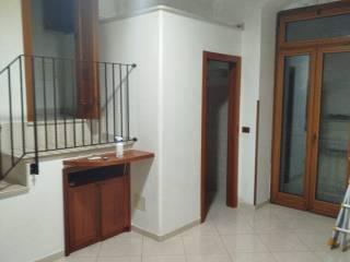 Bilocale via Dante Alighieri 38, Centro, Cisternino — foto 3 di 4