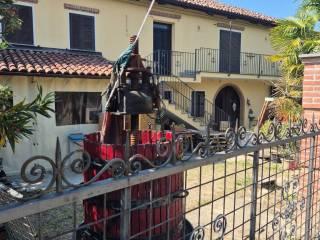 Cascina via Bricco Papa 5, Montegrosso d'Asti — foto 2 di 20
