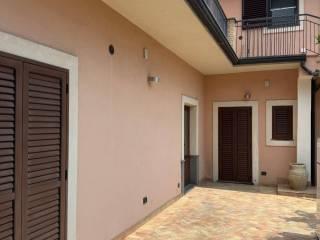 Villa bifamiliare via Soldato Torrisi 32, Centro, San Giovanni la Punta — foto 5 di 14
