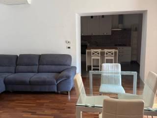 Villa bifamiliare via Soldato Torrisi 32, Centro, San Giovanni la Punta — foto 7 di 14