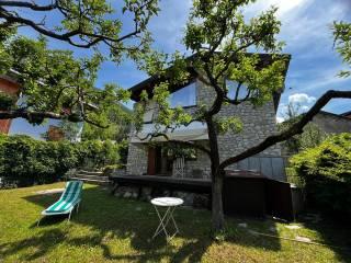 Villa unifamiliare via Fucina 15, Entracque