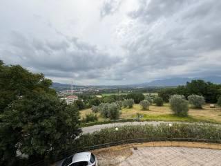 Trilocale Strada Curva dell'Edera, Centro, Narni — foto 3 di 12