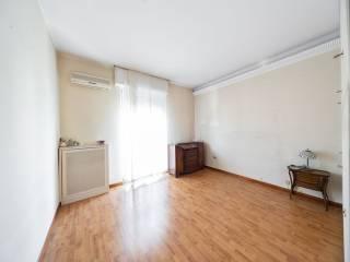 Trilocale via Sant'Elisabetta 17, Centro, Muggiò — foto 23 di 28