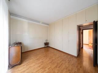 Trilocale via Sant'Elisabetta 17, Centro, Muggiò — foto 16 di 28