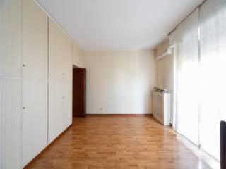 Trilocale via Sant'Elisabetta 17, Centro, Muggiò — foto 4 di 28