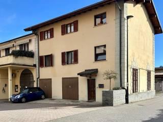 Trilocale via Maurizio Muller 100, Intra, Verbania — foto 11 di 25