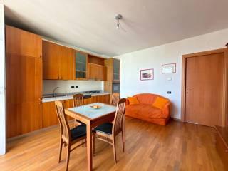 Bilocale Cascina Cascinella, Centro, Bernareggio — foto 3 di 18