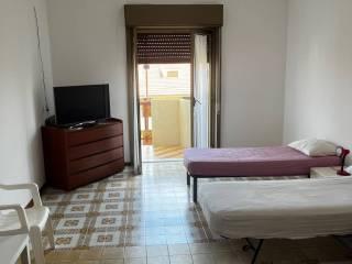 Più di tre posti letto in multipla via Umberto I 62, Nizza di Sicilia — foto 4 di 8