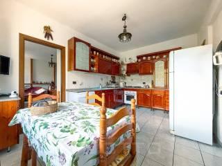 Trilocale via Valle Strona 34, Centro, Omegna — foto 12 di 31