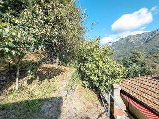 Trilocale via Valle Strona 34, Centro, Omegna — foto 6 di 31
