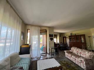 Quadrilocale via Daniele Ranzoni 8, Centro, Stresa — foto 12 di 28