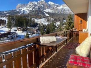 Trilocale via Cesare Battisti, Centro, Cortina d'Ampezzo