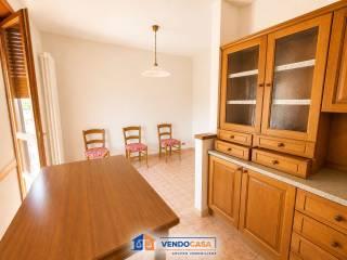 Quadrilocale viale Regina Margherita 8, Centro, Cherasco — foto 5 di 10