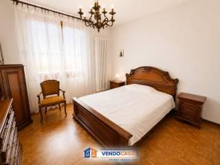 Quadrilocale viale Regina Margherita 8, Centro, Cherasco — foto 7 di 10