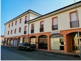 Trilocale piazza Giuseppe Garibaldi, Dosso, Terre del Reno — foto 6 di 14