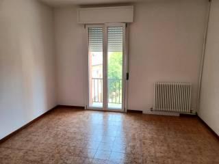 Trilocale piazza Giuseppe Garibaldi, Dosso, Terre del Reno — foto 2 di 14