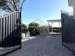 Villa unifamiliare via Bengasi, 52, Castiglioncello, Rosignano Marittimo — foto 7 di 36