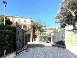 Villa unifamiliare via Bengasi, 52, Castiglioncello, Rosignano Marittimo — foto 22 di 36